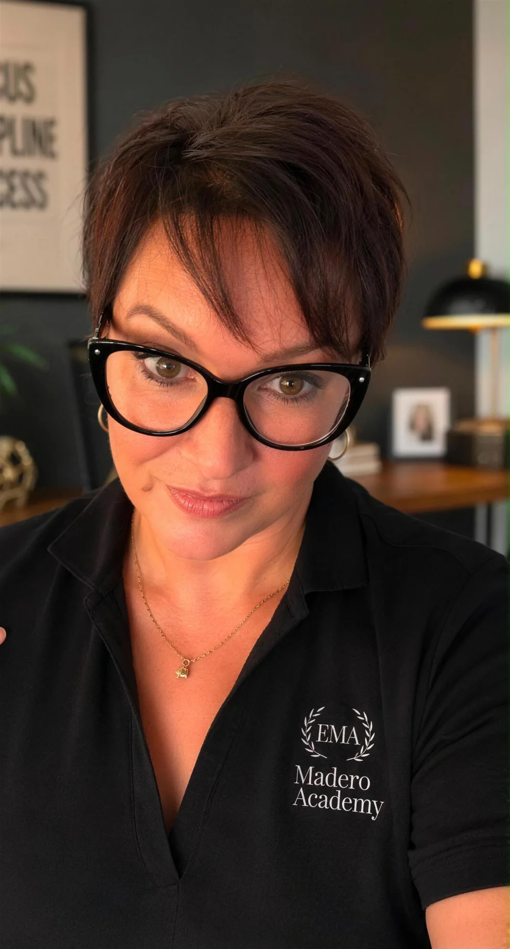 Jelena, zertifizierte Madero-Therapeutin und Inhaberin von Jelena's Beauty Lounge in Leiblfing